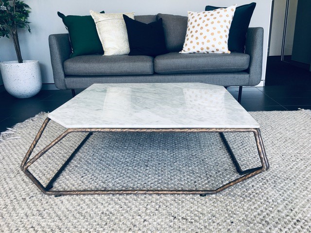Coffee Table Industrial Cubico Ox Brass/White
